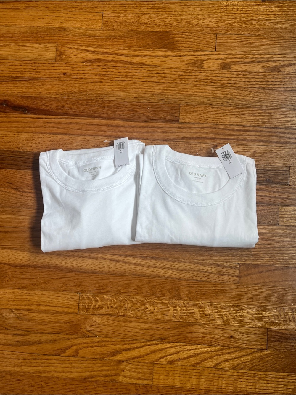 Old Navy Womens White Tunic Length T-Shirt - Set of 2